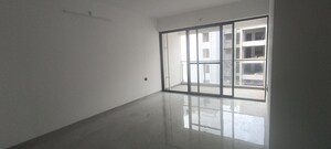 Room in 2.5 BHK Apartment at Unique Youtopia, Kharadi – for Rent