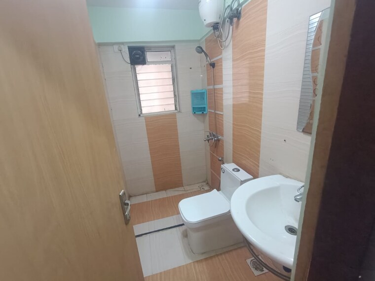 Bathroom, anmol-tower 3 Bedroom 1300 Sq.Ft. Apartment In Goregaon West Mumbai 9318607