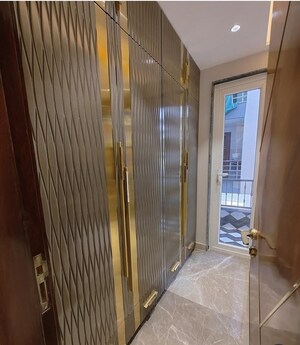 Building Lobby in 4 BHK Builder Floor at BP Homes, Sector 85 – for Sale