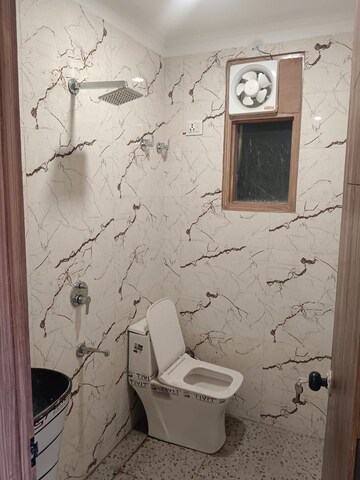 Master Bedroom in 1 BHK Builder Floor at Panchsheel Vihar – for Sale