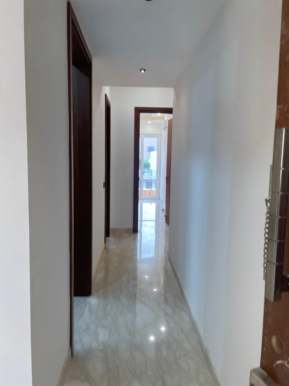 3 BHK + Servant Room Builder Floor For Sale in Shivalik Colony
