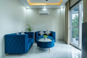 Bedroom in 1 BHK Builder Floor at Sushant Lok ii – for Rent