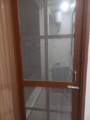 Bathroom in 4 BHK Builder Floor at Uday Arden 45, Sector 45 – for Rent