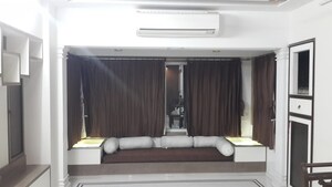 Bedroom in 3 BHK Apartment at Santacruz West – for Rent