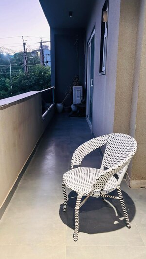 Balcony in 4 BHK Apartment at Bancourt Apartment, Sector 43 – for Rent