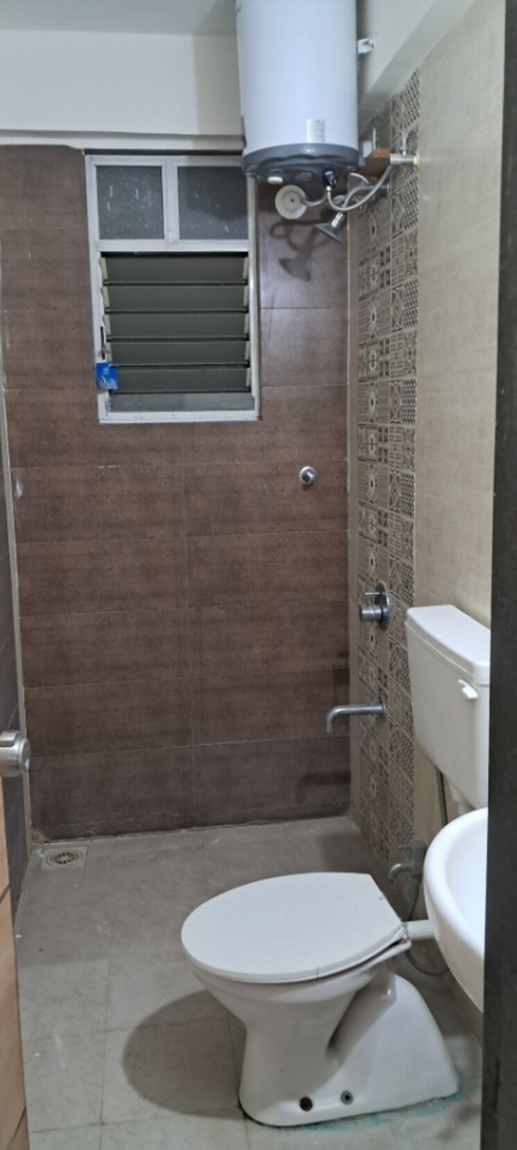 Bathroom, shri-sainath-sentosa-pearl 2 Bedroom 1100 Sq.Ft. Apartment In Wakad Pune 9318790