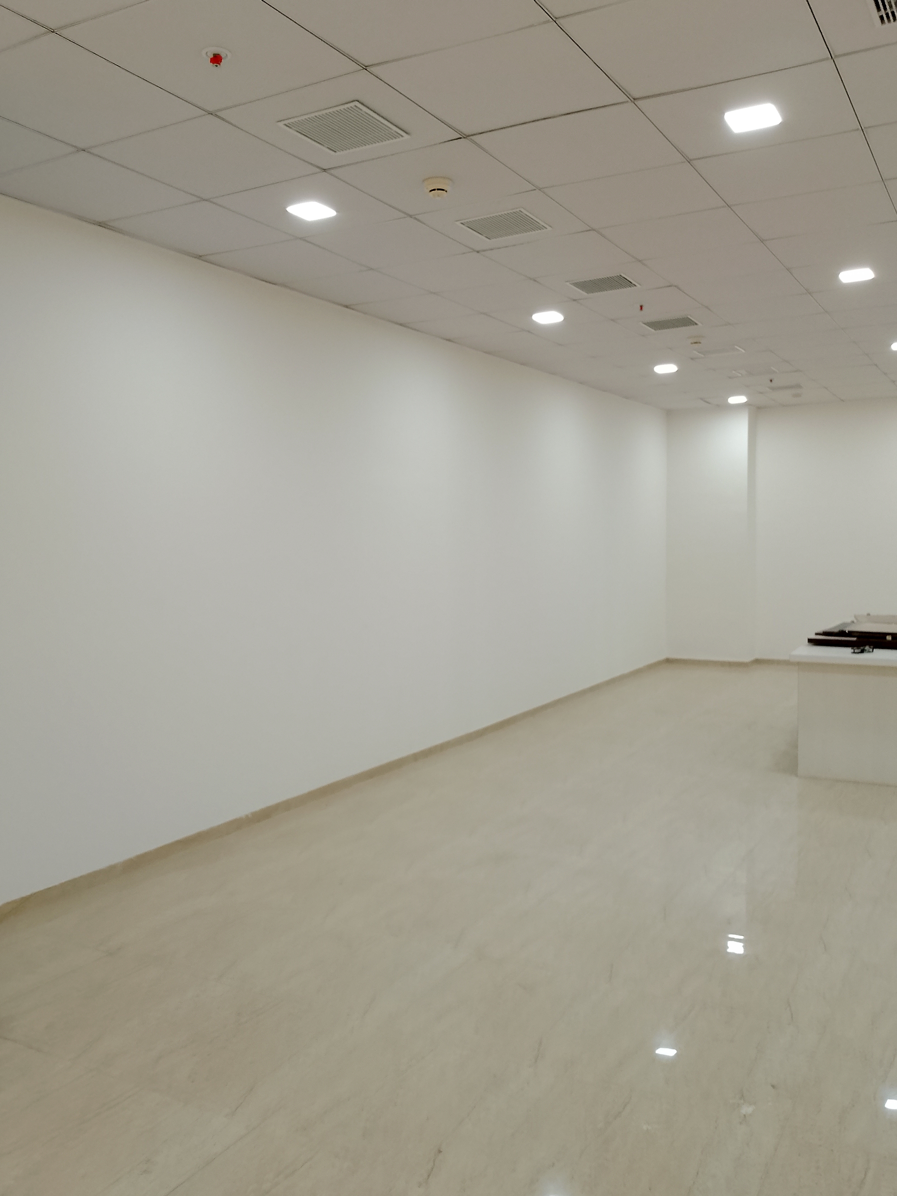 Office Space For Rent in Lbs Road 