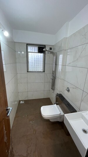 Bathroom in 3 BHK Apartment at Koregaon Park Annexe – for Rent