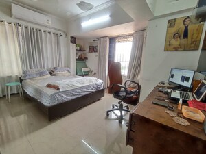 Bedroom in 4 BHK Apartment at Khar West – for Rent