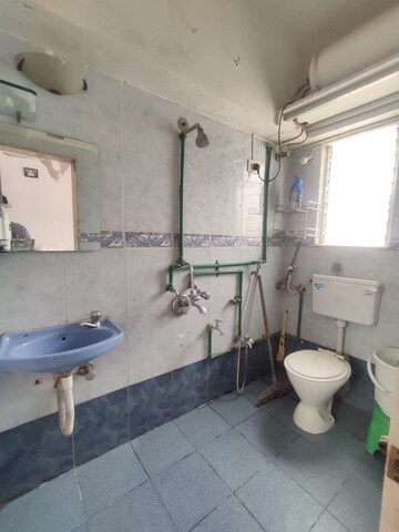 Bathroom in 4 BHK Apartment at Khar West – for Rent
