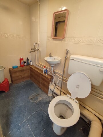 Bathroom in 4 BHK Apartment at Khar West – for Rent