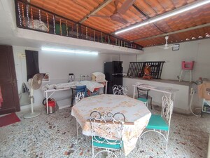 4 BHK Apartment For Rent in Khar West