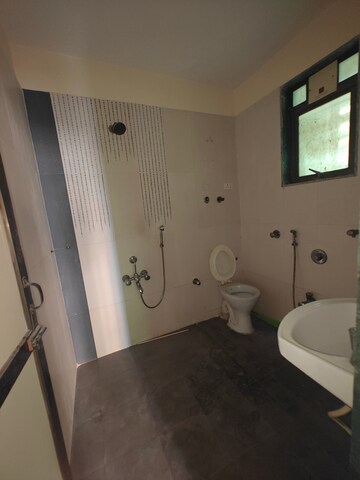 Team Area in 3.5 BHK Apartment at Rukmini Chaya Apartment, Seawoods – for Rent