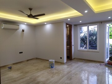 Master Bedroom in 3 BHK Builder Floor at Chittaranjan Park – for Rent