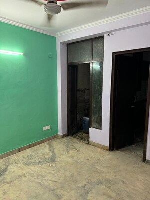 Room in 1 BHK Builder Floor at Neb Sarai – for Sale