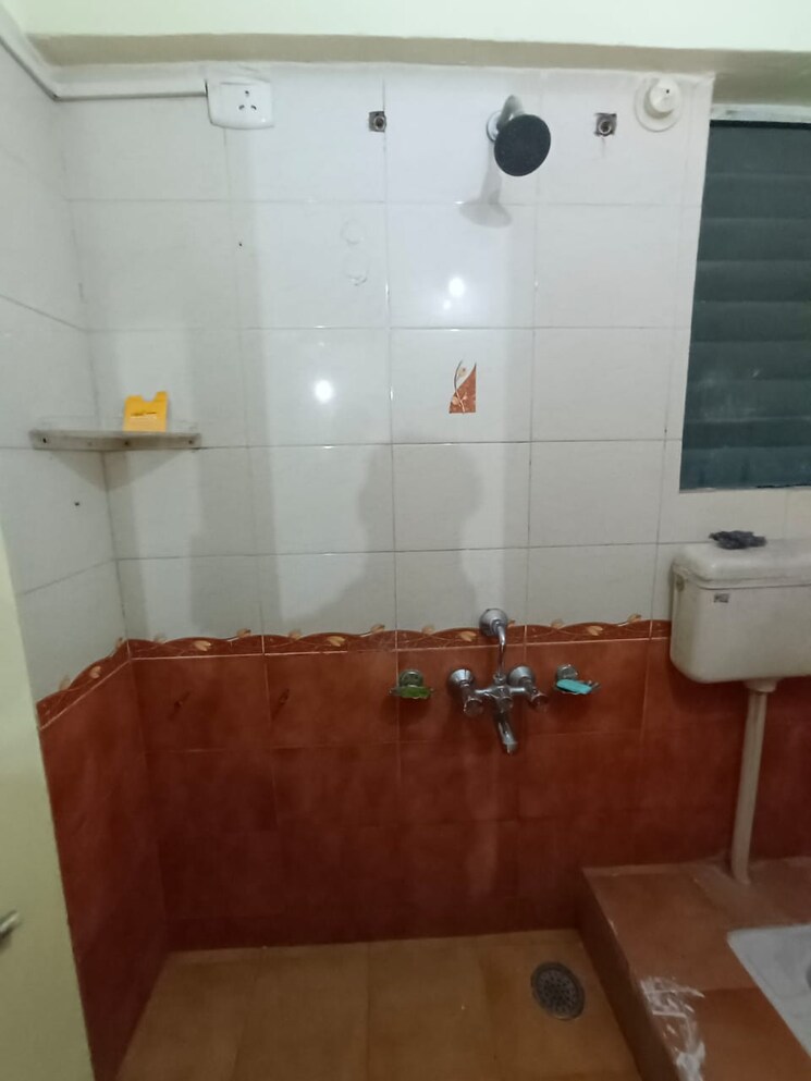 Bathroom, shubhashree-apartmaent-akurdi 2 Bedroom 850 Sq.Ft. Apartment In Akurdi Pune 9318825