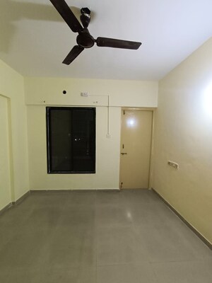 Room in 2 BHK Apartment at Shubhashree Apartmaent Akurdi, Akurdi – for Sale