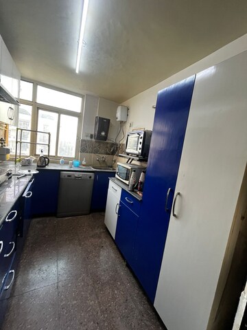 Kitchen in 3 BHK Apartment at Ansal Sushant Lok I, Sector 43 – for Rent