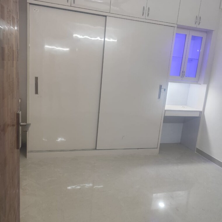 Room, shree-vardhman-green-court 2 Bedroom 590 Sq.Ft. Apartment In Sector 90 Gurgaon 9318876