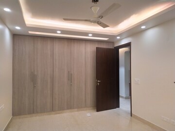 Master Bedroom in 3 BHK Builder Floor at Kalkaji – for Rent