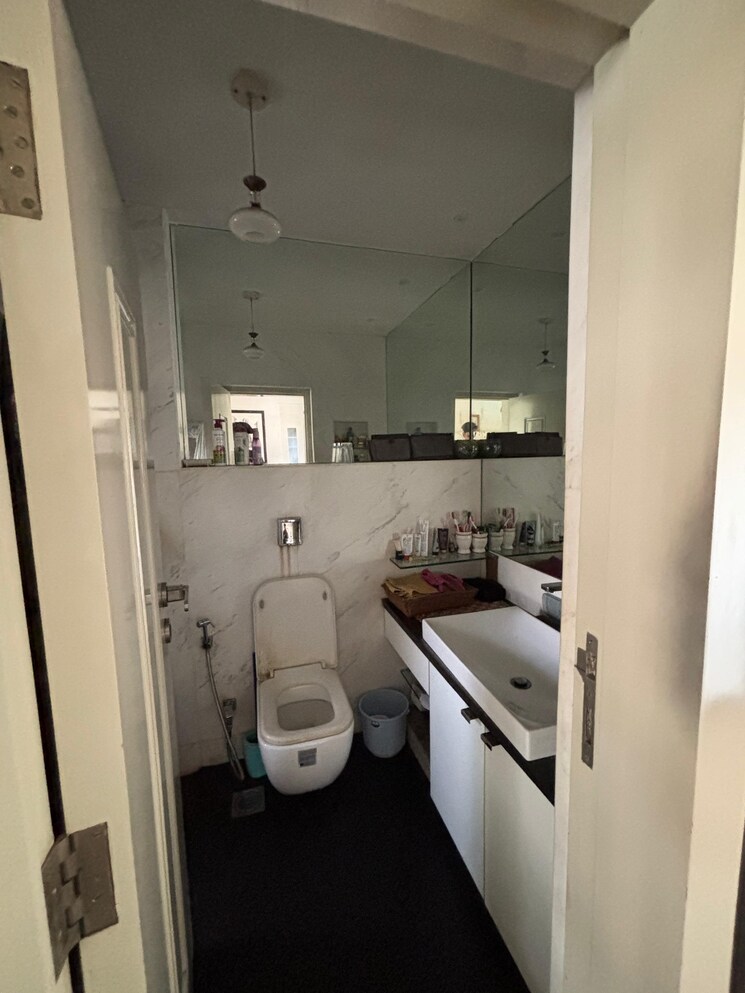 Bathroom, marathon-galaxy 3 Bedroom 2250 Sq.Ft. Apartment In Mulund West Mumbai 9318899