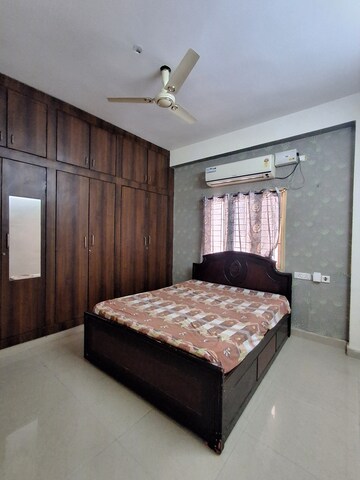 Master Bedroom in 2 BHK Apartment at Kondapur – for Rent