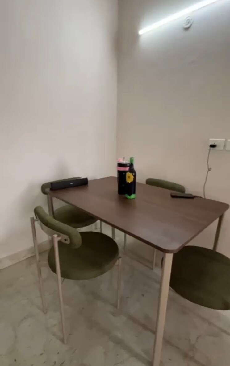 Master Bedroom, amrapali-golf-homes 1 RK 1595 Sq.Ft. Apartment In Sector 4 Greater Noida Greater Noida 9318938