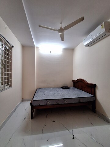 Bedroom in 2 BHK Apartment at Kondapur – for Rent