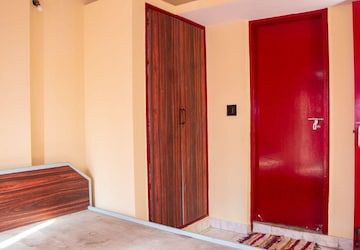 Room in 2 BHK Independent House at Rt Nagar – for Rent