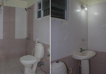 Bathroom in 2 BHK Independent House at Rt Nagar – for Rent