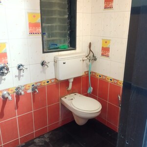 Master Bedroom in 2.5 BHK Villa at Unnat Nagar 43-44, Goregaon West – for Rent