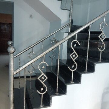 Staircase in 2.5 BHK Villa at Unnat Nagar 43-44, Goregaon West – for Rent