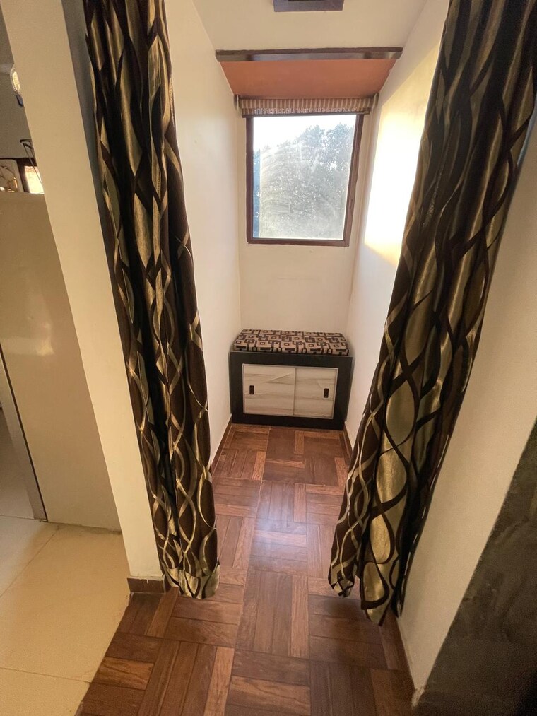 Other, hazratganj 3 Bedroom 1249 Sq.Ft. Apartment In Hazratganj Lucknow 9319032