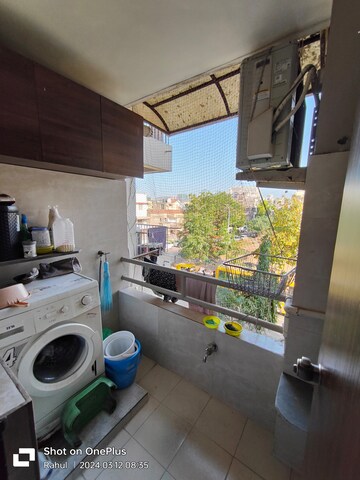 Washroom in 3 BHK Apartment at Prahlad Nagar – for Rent