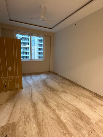 Room in 3 BHK Builder Floor at M3M Paragon 57, Sector 57 – for Rent