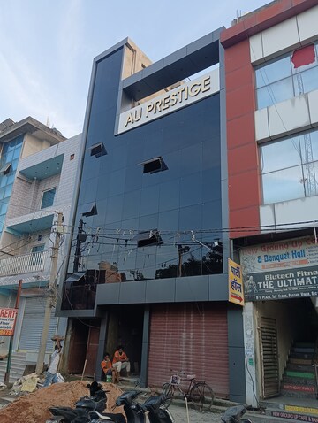  Showroom For Sale in J Block Pratap Vihar