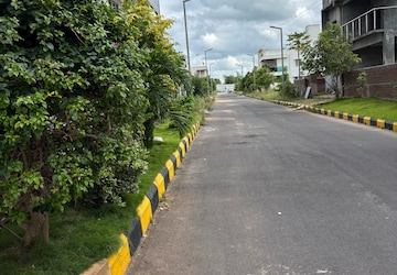 Plot – Garden View at JB Serene Villas, Ibrahimpatnam - for Sale