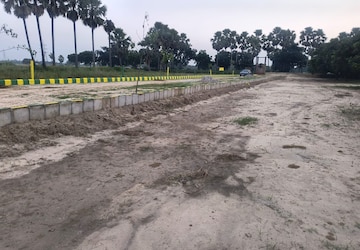 Plot For Sale in Kanpur Road