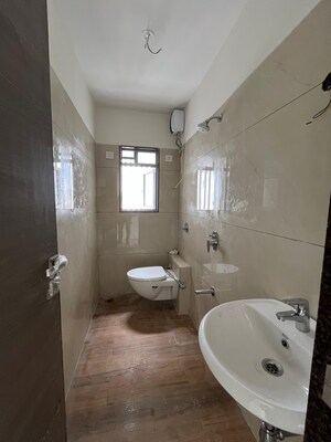 Bathroom in 3 BHK Apartment at Hiranandani Castalia Kandivali, Kandivali West – for Sale