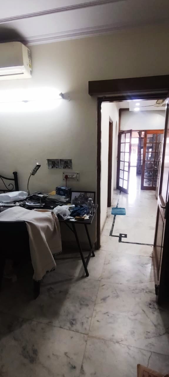 2 BHK Builder Floor For Rent in Lajpat Nagar