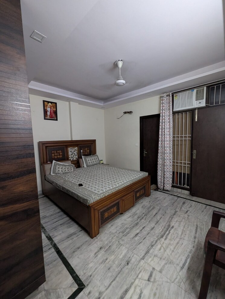 Bedroom, lajpat nagar 2 Bedroom 900 Sq.Ft. Builder Floor In Lajpat Nagar Delhi 9319128