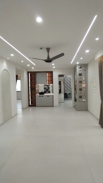 3 BHK Apartment For Rent in Jayabheri The Nirvana, Gopanpally