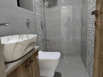 Bathroom in 1 BHK Apartment at Lokhandwala Infrastructure Spring Leaf, Kandivali East – for Rent