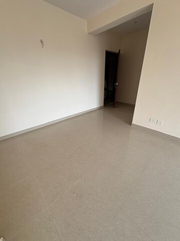 Room in 3.5 BHK Apartment at Shalimar Mannat, Faizabad Road – for Sale