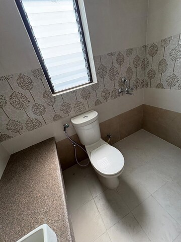 Bathroom in 3.5 BHK Apartment at Shalimar Mannat, Faizabad Road – for Sale