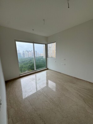 Room in 3 BHK Apartment at Courtyard by Narang Realty and The Wadhwa Group, Pokhran Road No Two – for Rent