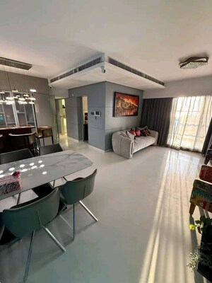 Living Room in 3 BHK Apartment at Rustomjee Elita, Andheri West – for Sale