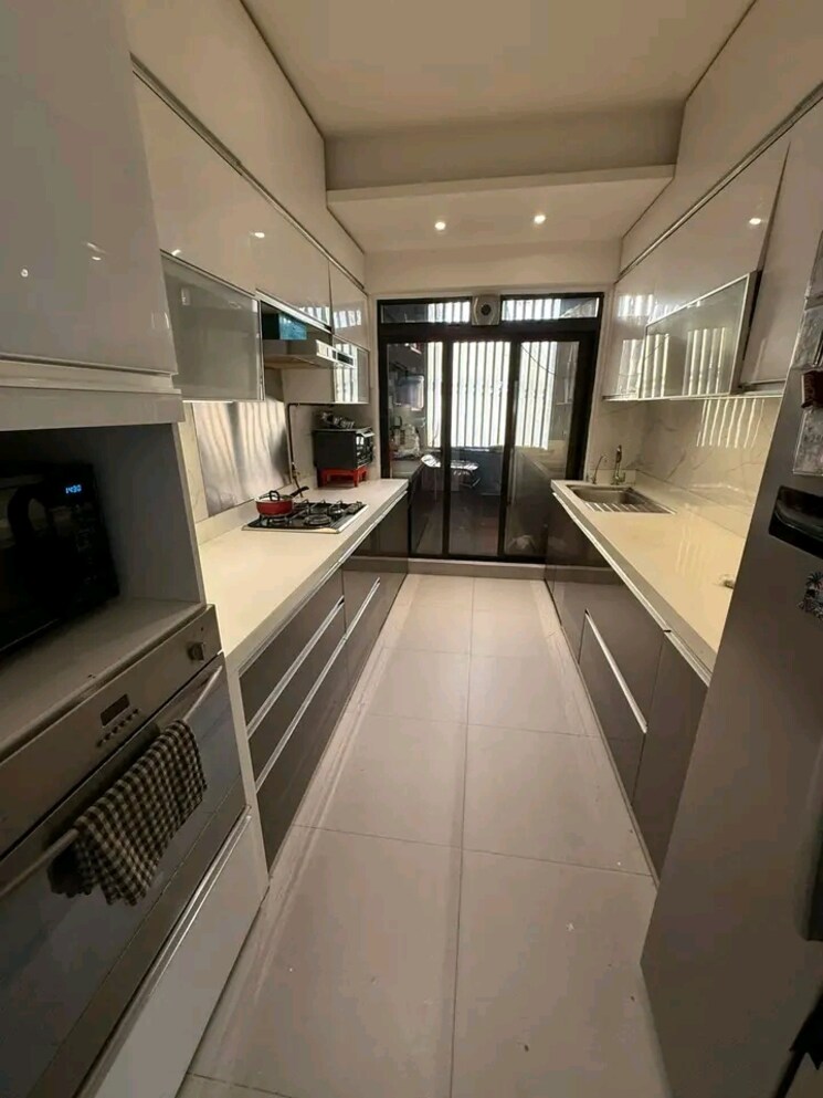 Kitchen, rustomjee-elita 3 Bedroom 2000 Sq.Ft. Apartment In Andheri West Mumbai 9319176