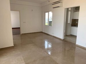 Room in 3 BHK Apartment at Mapsko Mount Ville, Sector 79 – for Rent