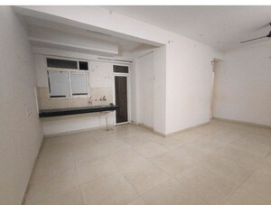 Room in 2 BHK Apartment at Signature Global The Millennia, Sector 37d – for Sale